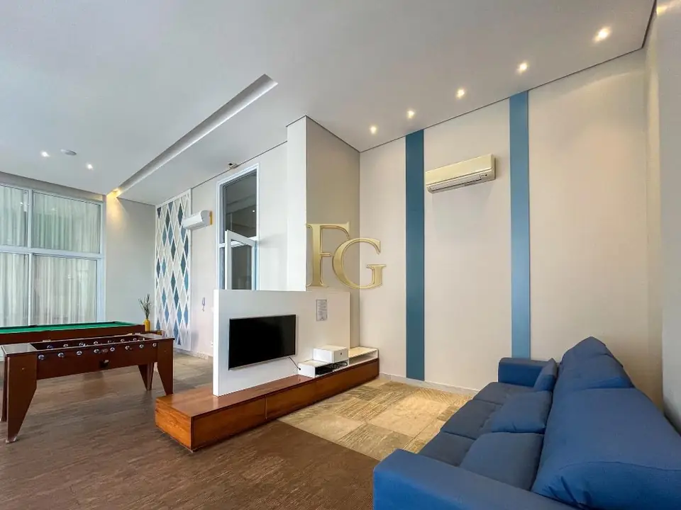 Ambiente decorado em edifício da Riviera